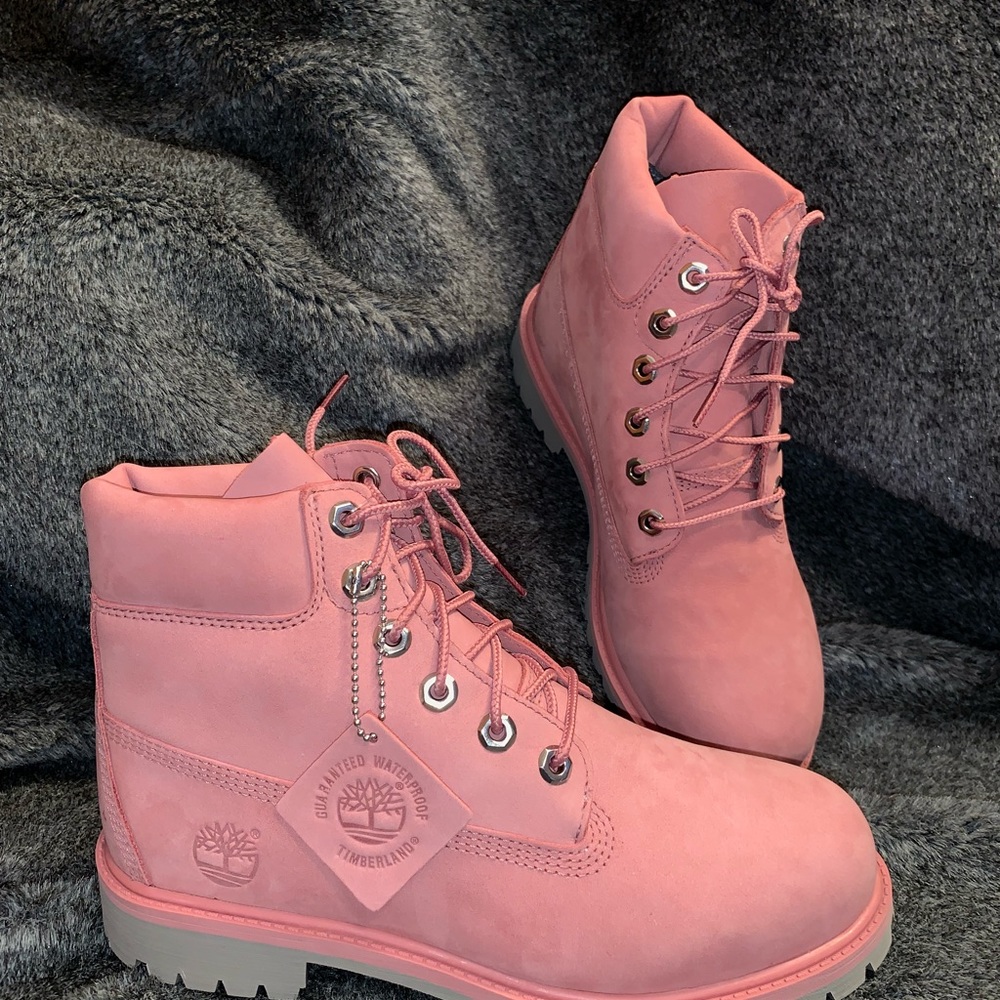 Pink Timberlands - Picture 2 of 6